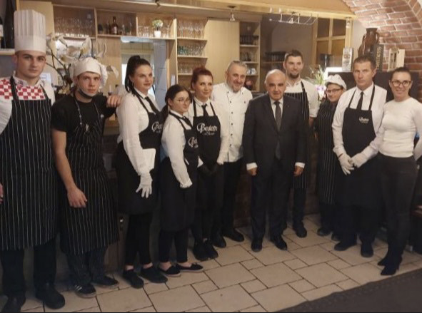 Restaurant Bedem kitchen, photo 5