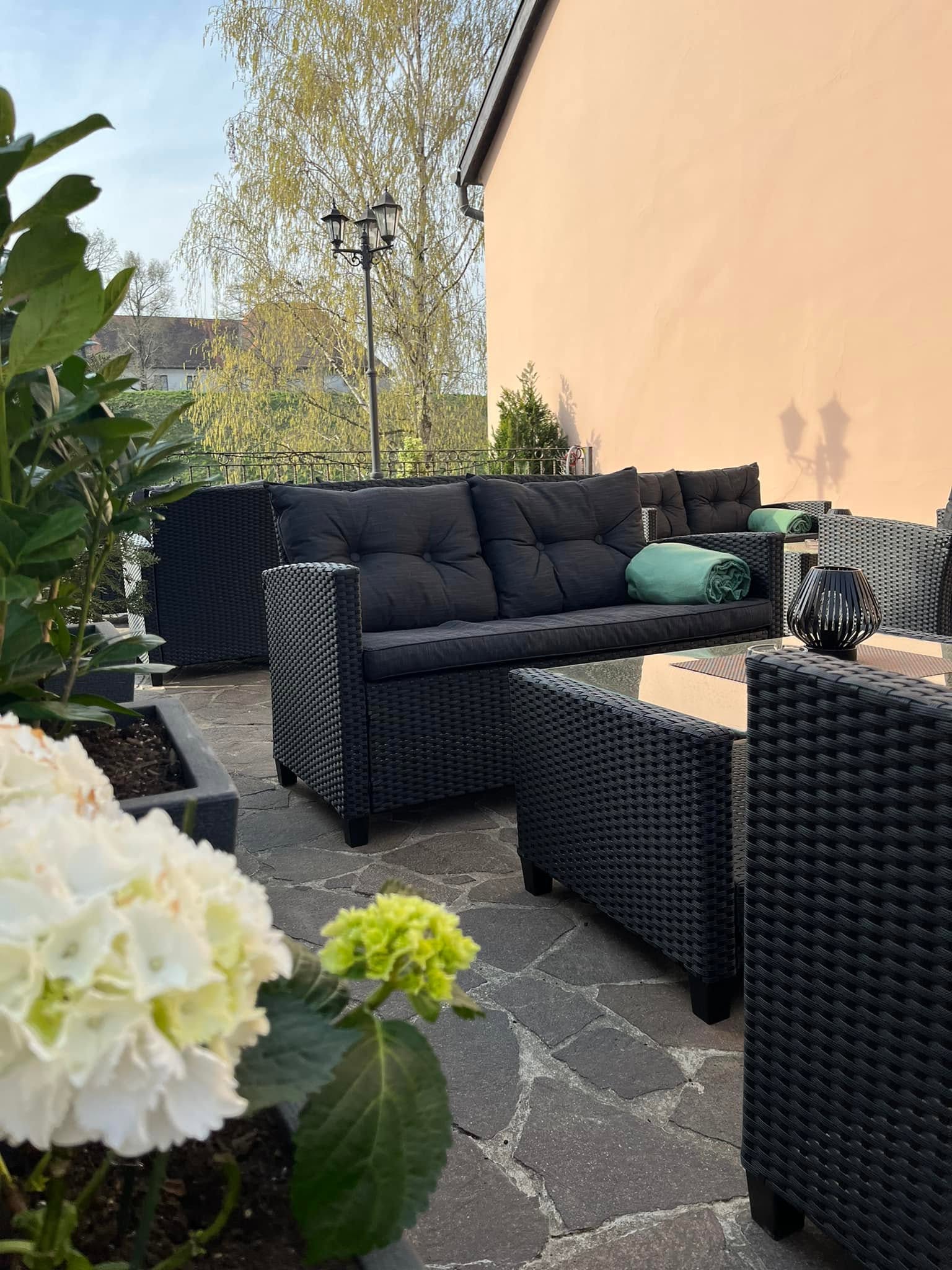 Ambiente der Restaurantterrasse, Foto 5